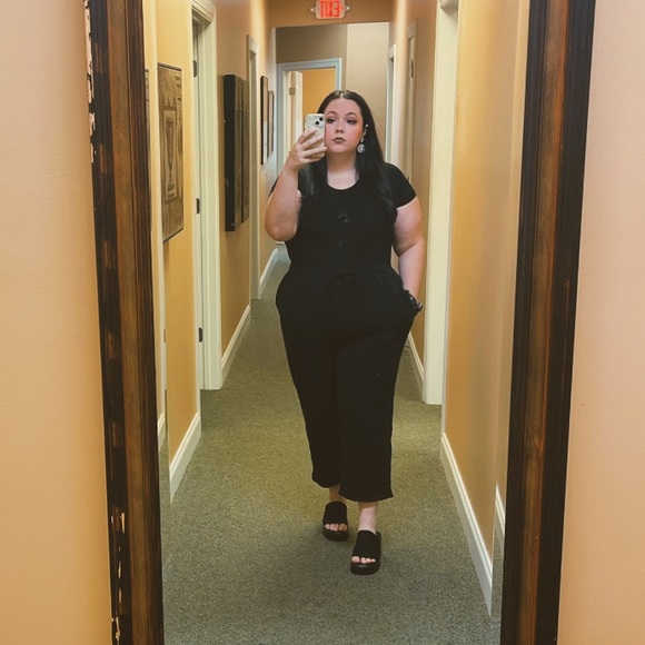 Meet your Posher, Gabby - Picture 3 of 15